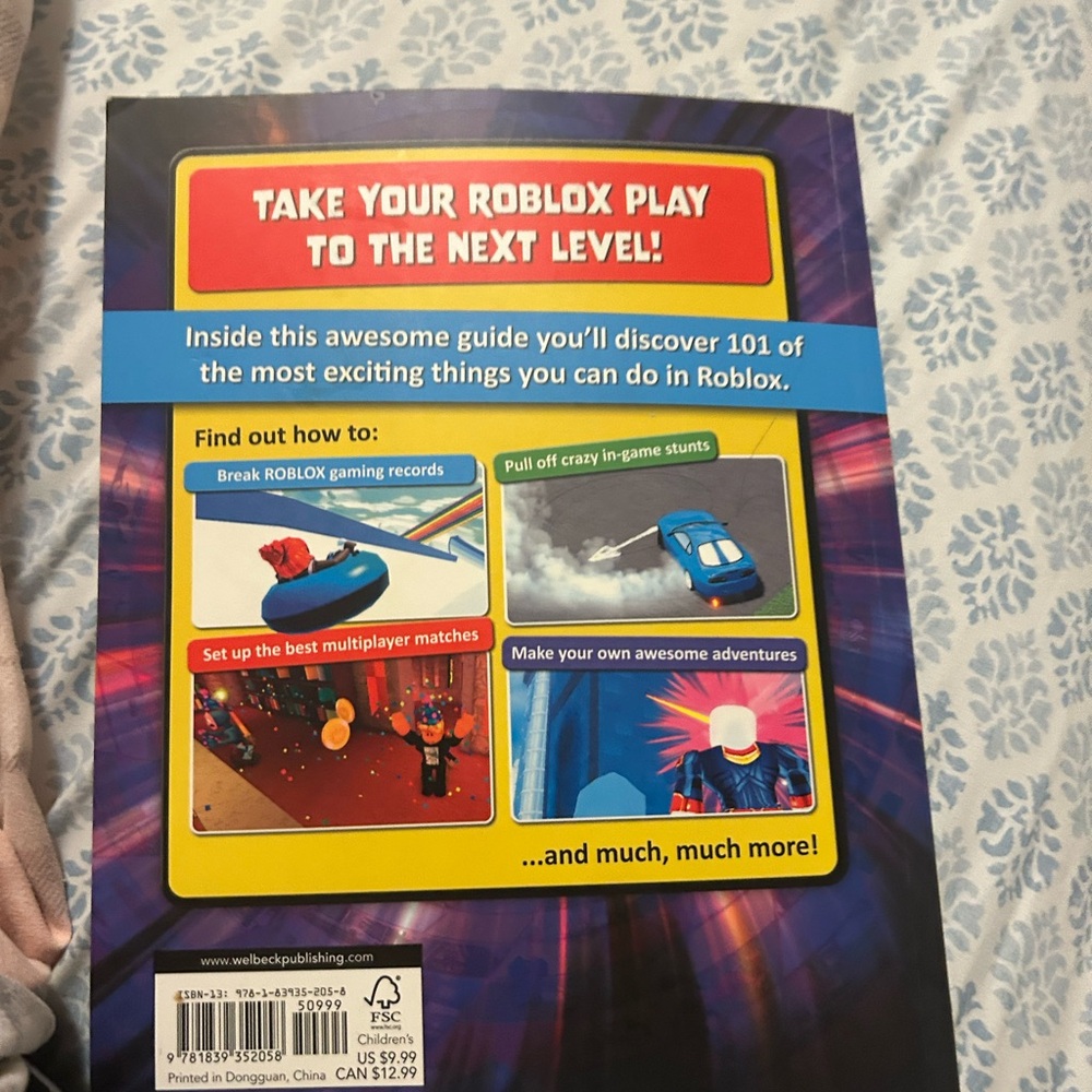 Roblox Adventure Guide Book - Picture 2 of 2
